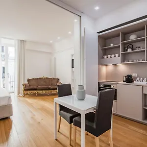 Apartman Rg7, Catania